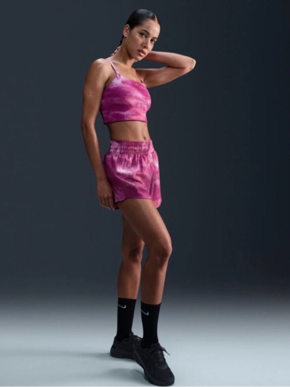Nike One Convertible Light-Support Lightly Lined Longline Printed Sports Bra - Picture 3 of 14